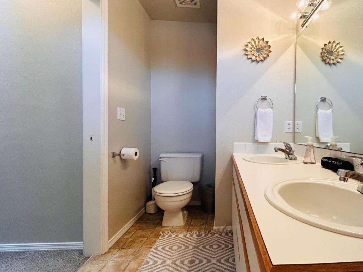 The Getaway Se Boise Condo Across The Street From Greenbelt, Bown Crossing And Boise River 3Bd 3Bath, 4 Beds! Lovely, Homey, Dining Table Seats 6 Exterior foto